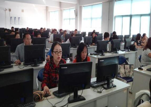 醫(yī)學(xué)人文部成功舉辦計(jì)算機(jī)應(yīng)用能力測試與培訓(xùn)，提升信息技術(shù)咨詢服務(wù)效能